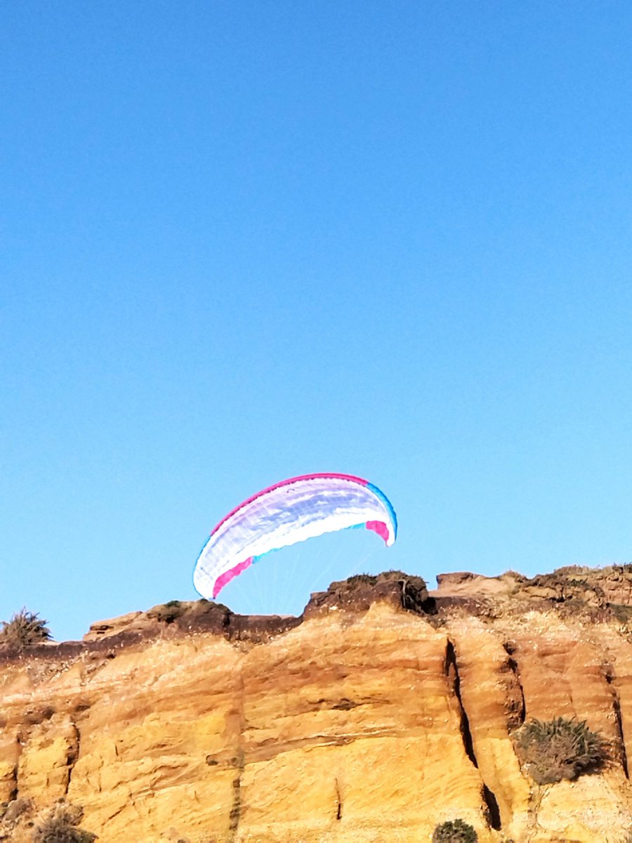 Aredius44's tweet image. #Penestin hier a-m ! bleu bleu le ciel de #Bretagne
youtube.com/watch?v=DLxjhW…
@JB @Jonoripe et notre Colorado ! La Loire d'avant les dinosaures 😉