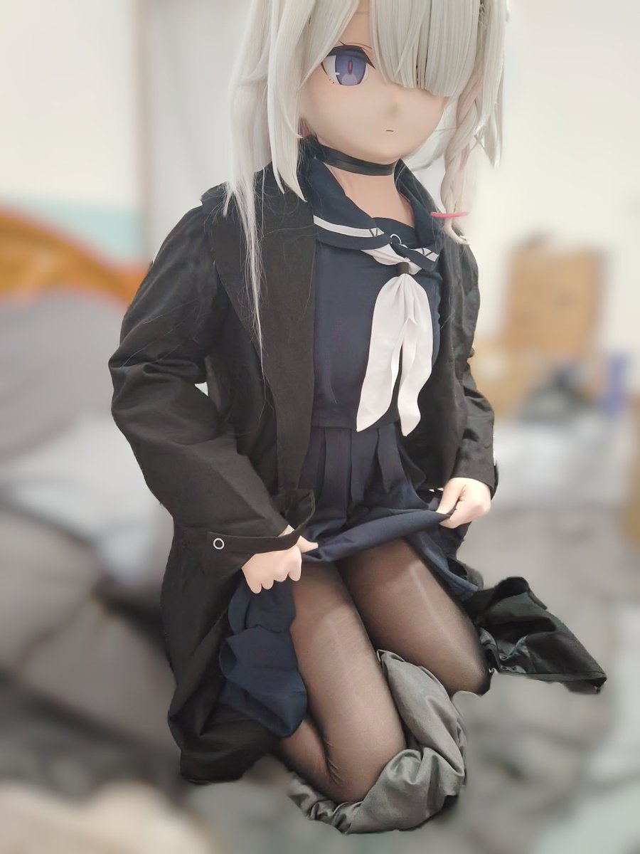 一个不看镜头的笨蛋👿