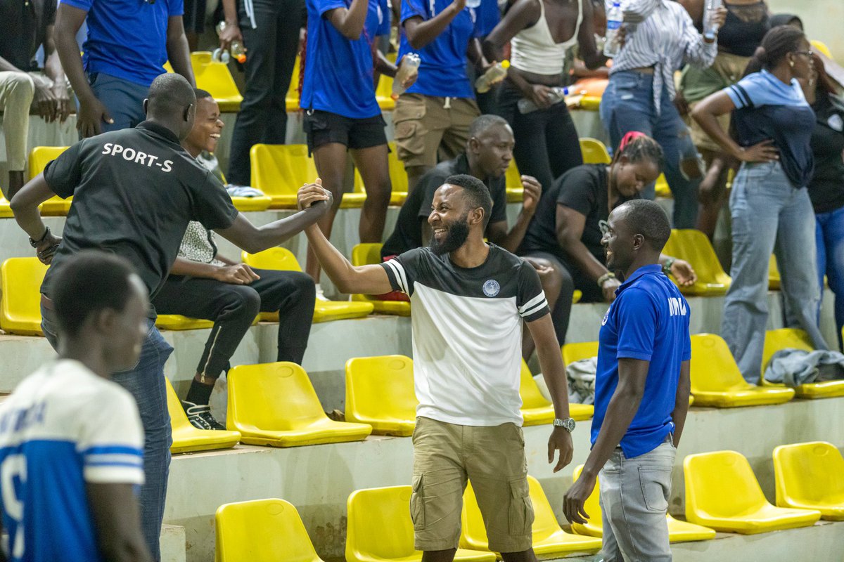 JOnyait's tweet image. Uganda, let&apos;s rise as ONE! Name 5 unsung super fans. I am paying for their tickets to ALL #Zone5volleyball games where 🇺🇬 @Ugvolley teams are featured. @sport_svoleybal , @KAVCUGANDA ,  @nemostarsclub @KCCAvolleyb @university_voll #VVC @KCBNkumbavc we’re behind you! Passion…