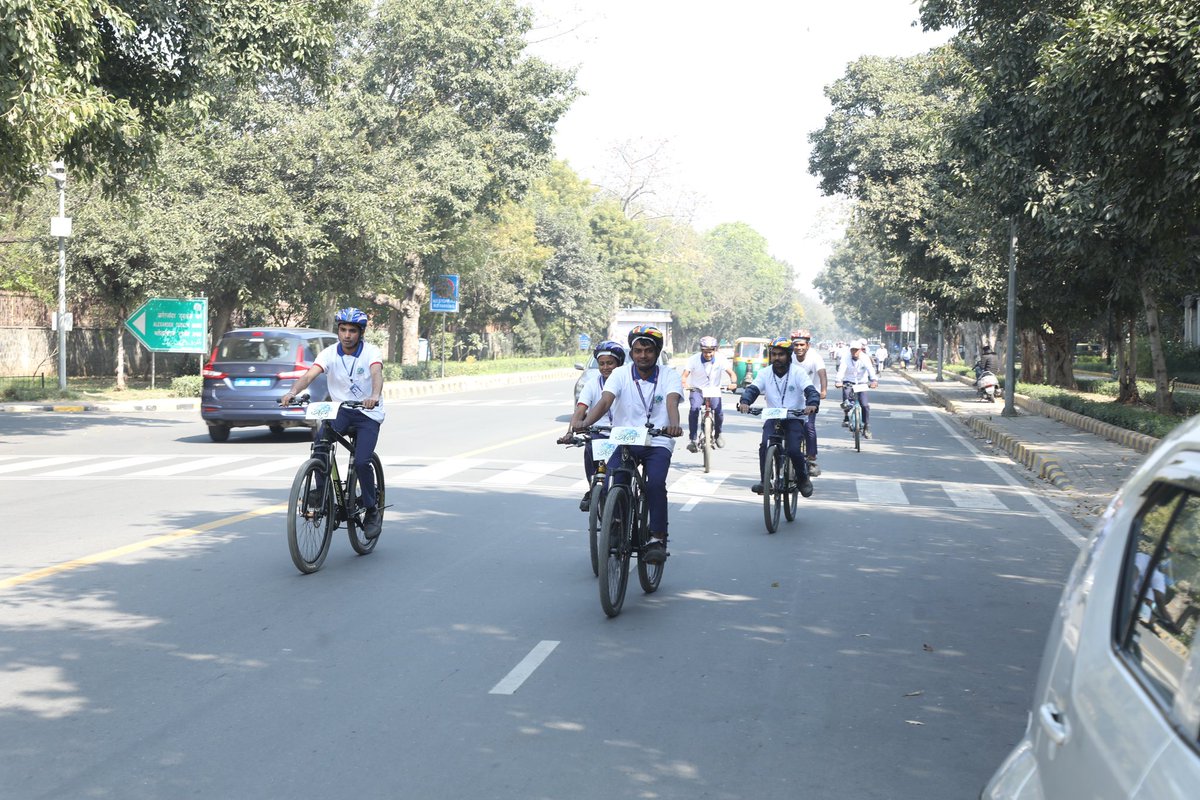Mera HP Pump Delhi (@hpcl_delhi) on Twitter photo Delhi RO powered the streets of Chanakyapuri with an electrifying Saksham Cyclothon on Feb 23, 2025🌱 With 60+ cyclists, including HPCL dealers we championed sustainability & clean energy awareness🚴 #GreenEnergy <a href="/HPCL/">Hindustan Petroleum Corporation Limited</a> <a href="/hpcl_retail/">Mera HP Pump</a> @NZ_HPCL_RETAIL <a href="/Avinashhpcl/">Avinash Jain</a> <a href="/anju_misra/">Anju Jai Misra</a> Delhi RO powered the streets of Chanakyapuri with an electrifying Saksham Cyclothon on Feb 23, 2025🌱 With 60+ cyclists, including HPCL dealers we championed sustainability & clean energy awareness🚴 #GreenEnergy <a href="/HPCL/">Hindustan Petroleum Corporation Limited</a> <a href="/hpcl_retail/">Mera HP Pump</a> @NZ_HPCL_RETAIL <a href="/Avinashhpcl/">Avinash Jain</a> <a href="/anju_misra/">Anju Jai Misra</a>