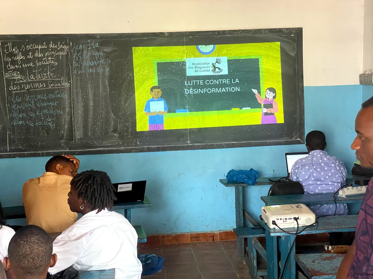 ablogui's tweet photo. Hier, samedi 22 février 2025, nous avons bouclé la première étape du programme Éducation aux Médias et à l’Information par la tenue la dernière session à l’École Franco-Guinéenne Cercle du Savoir.
🎯 Thème de la session du jour : Lutter contre la désinformation 🕵️♂️🔍
#EMI #ABLOGUI https://t.co/72BQti7kj3