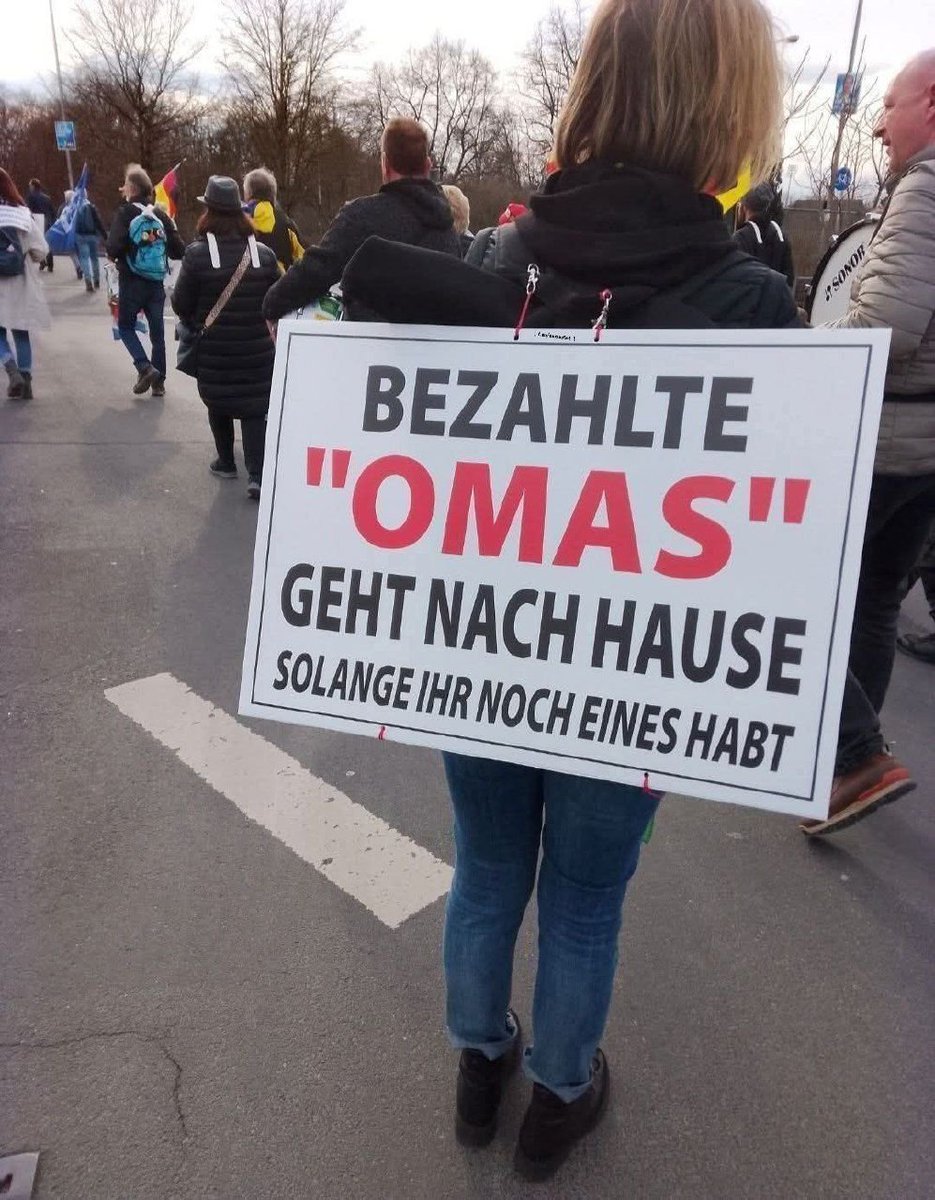 Ja! Und was diese Omas gegen Rechts und letztlich alle Anhänger der Altparteien wissen weder noch verstehen sie: "Der Teufel frisst auch seine eigenen Diener und seine eigenen Kinder. Und das sogar am Liebsten"!
#Bundestagswahl2025 The AfD wählen, Only AfD. #AfDWaehlen.