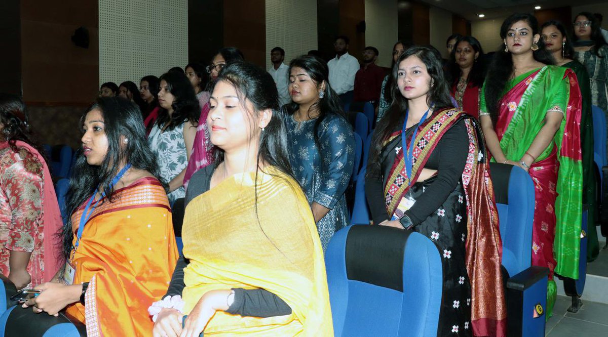 Was invited as Chief Guest on Anual Day (VETRIX 2.0)-2025 by the Institute of Vet Science and Animal Husbandry <a href="/SOAsocialmedia/">Siksha 'O' Anusandhan</a> . Addressed distinguished academia,  intellectuals,  staff &amp; focused students.
 heartening to see  Institute achieving milestones in short span of years.