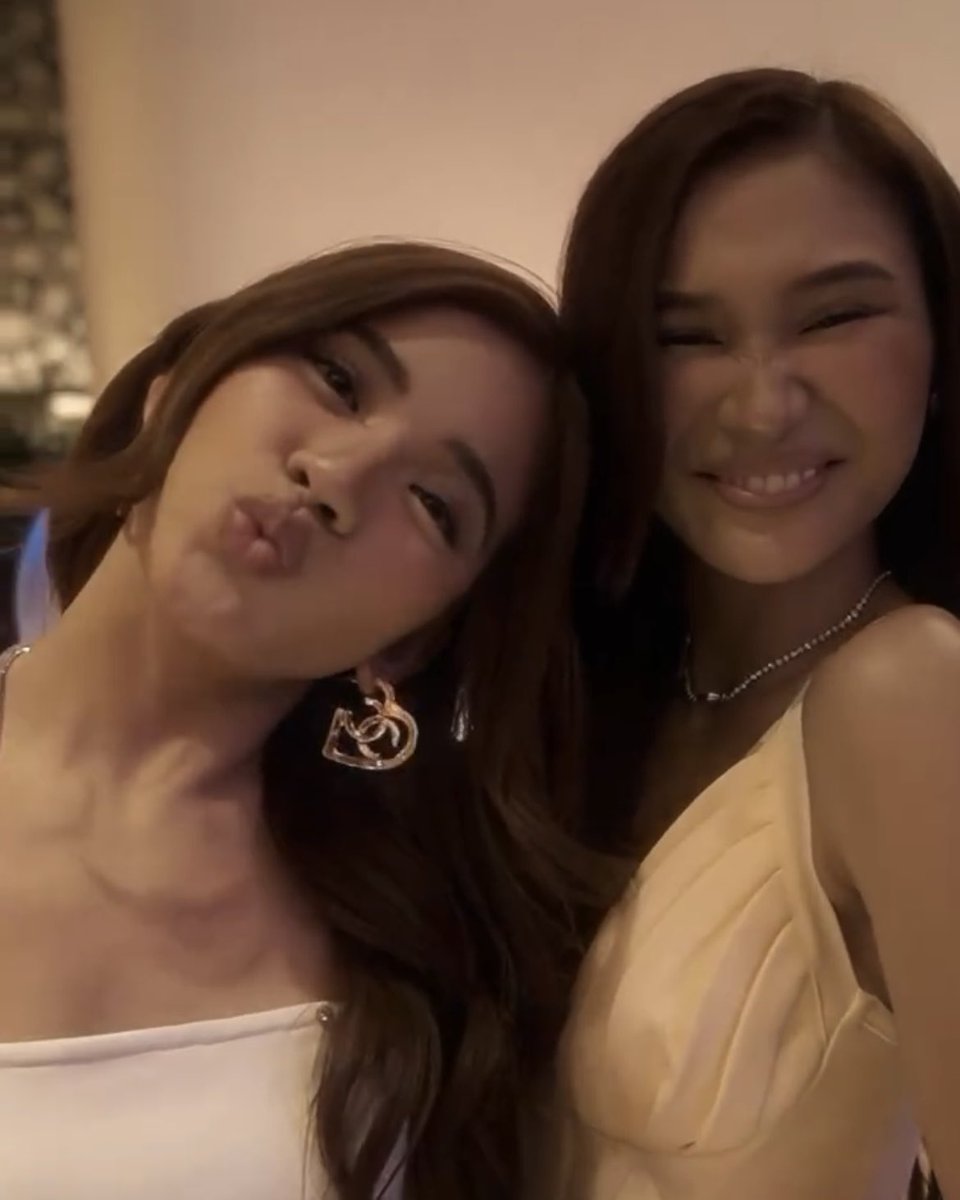 cause of death:

aiah noot noot and jhoanna eye smile 🫠