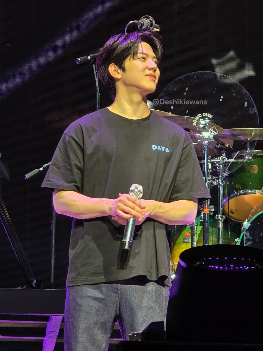 Ron 🍭🍀 tweet media