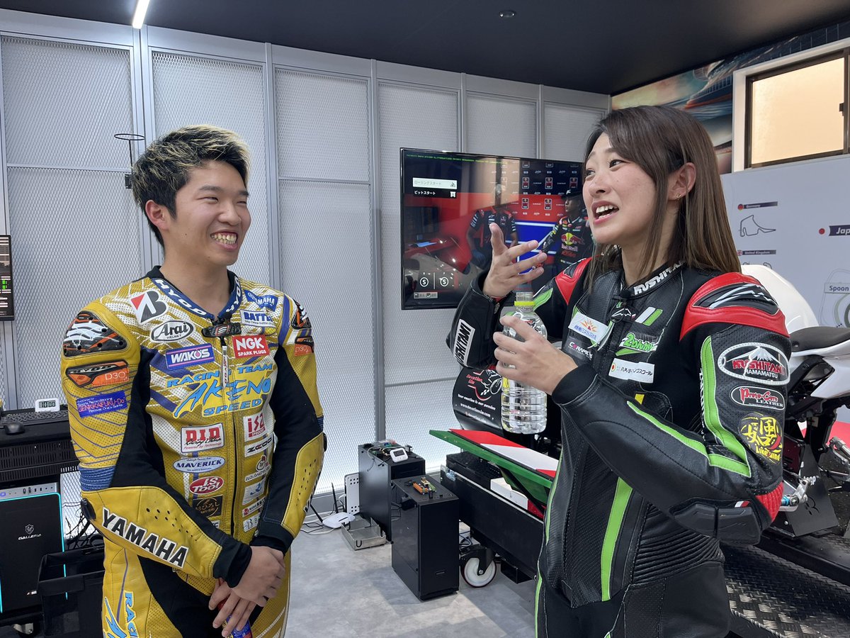 デスソースの破壊力！！
前日のリハーサルでディレクターの口がヤられました。

#ライクなう