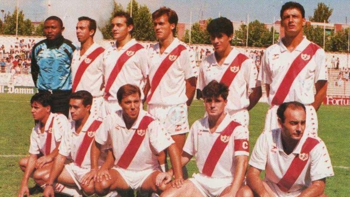 BrazaleteNegro's tweet photo. En el #FilesRayo podéis conocer todas las anécdotas y curiosidades sobre la historia del Rayo Vallecano.
🟢 Spotify: https://t.co/CHw8lmPXsp
🟠 iVoox: https://t.co/XoDfAXNZzb
🟣 Apple: https://t.co/huV4wRItu6
🔴 YouTube: https://t.co/CQ2bwD0VTx https://t.co/0YQVTFvIrd