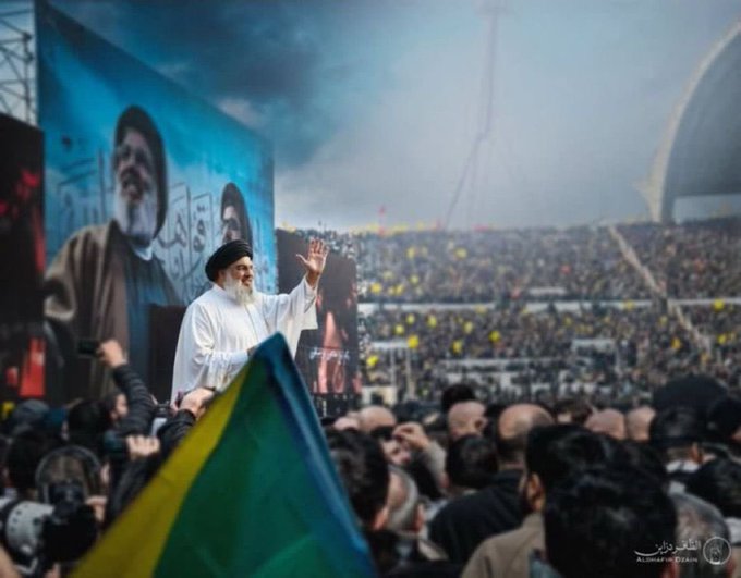 EVNTArabic's tweet photo. لازال حيا فيناء
ولا تحسبن الذين قُتلوا في سبيل الله أمواتًا بل أحياءٌ عند ربهم يُرزقون https://t.co/t1RjLO5rTg