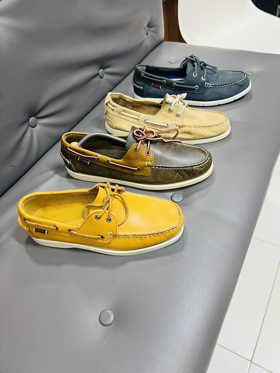 Which style do you like A BCD???kindly RT widely🔌