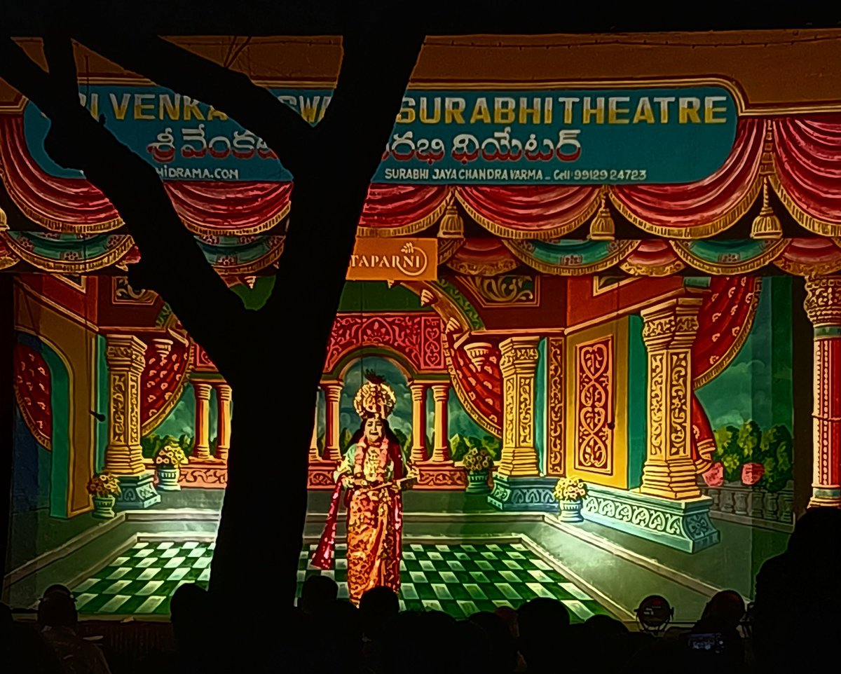 pavantimma45's tweet image. Sunday well spent. 💯 

#Surabhi Theatre Co. (which has a 140-yr rich history of stage plays) 's #MayaBazar was ntg short of extraordinary

Witnessed a play after years;  &amp;amp; instantly transported to the world of Sasirekha &amp;amp; Abhimanyu! 

Kudos to Surabhi for sticking to their art!