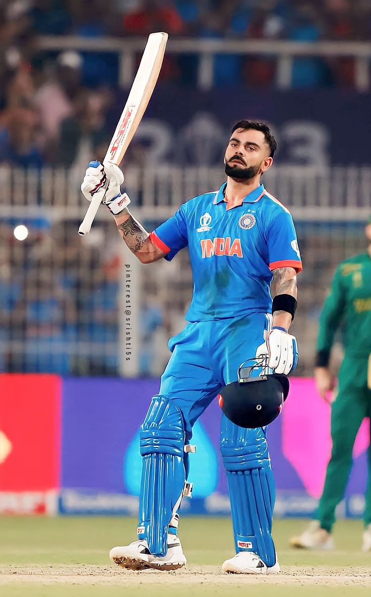 No king Virat Kohli  fan will pass without liking this tweet 

14,000 ODI runs and counting for the KING!  #INDvsPAK