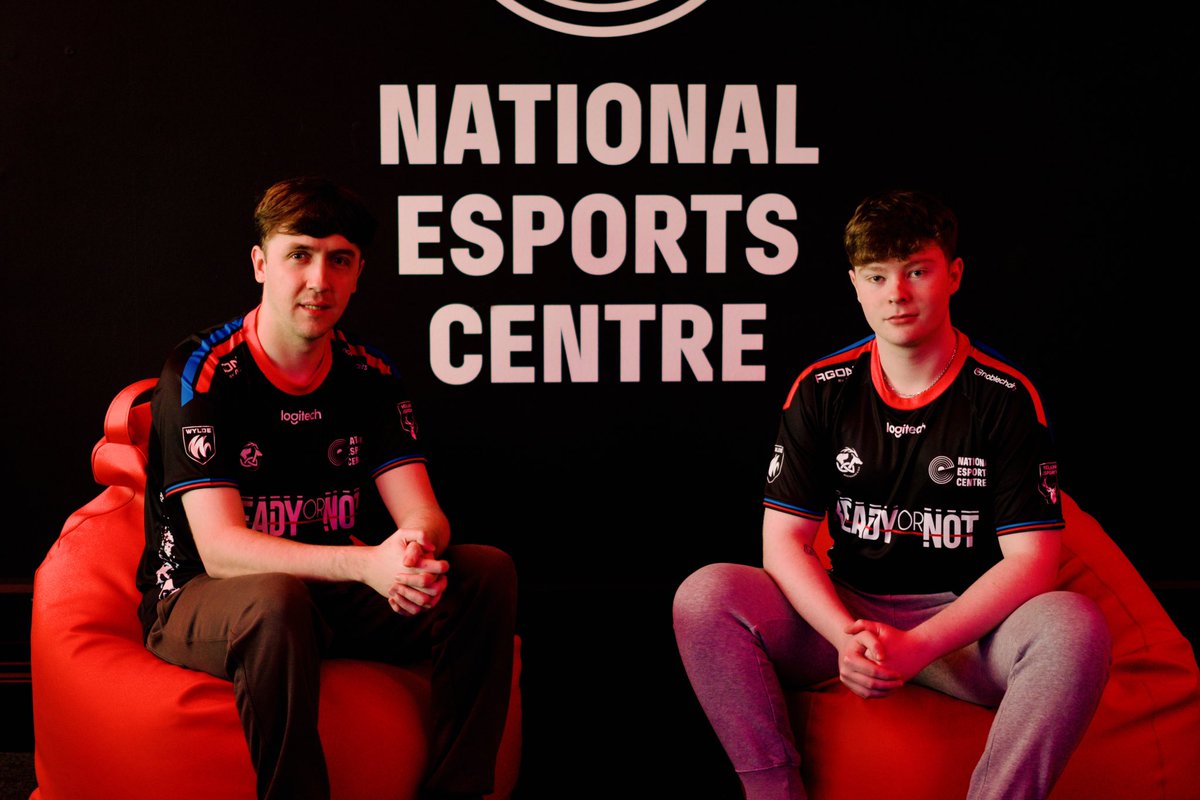 Who are these handsome men?! And check out the <a href="/IrelandNEC/">National Esports Centre</a> jerseys 🔥#wheregamingbegins