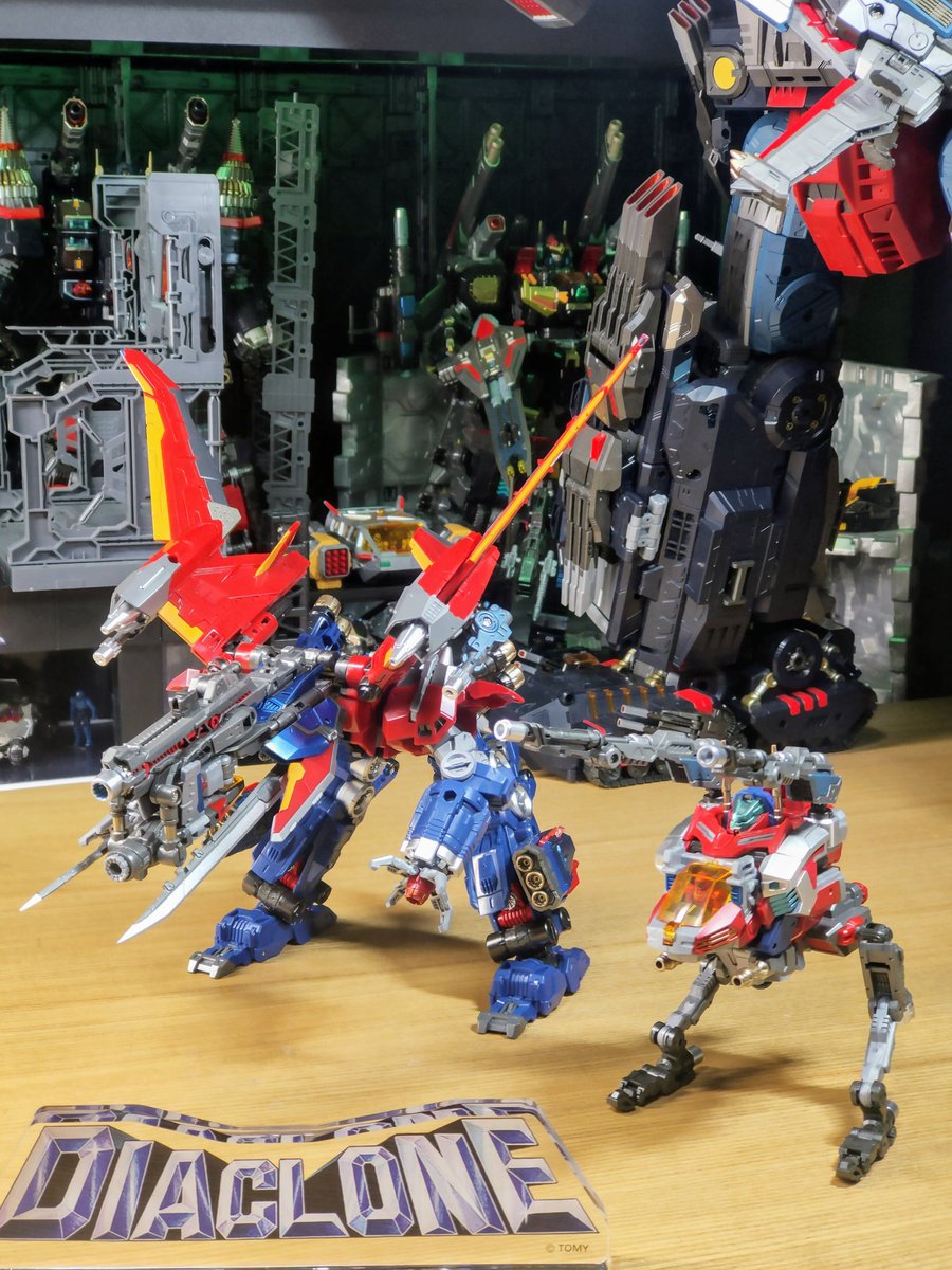 vlnwXs8o2jaHSa2's tweet image. 2機合体が遊びごたえあるなぁ
ガーゴイル、グリフォン、ゴルゴと禍々しくて
メックモードというよりビーストモード
3機合体させてデーモン形態まで完成させたぞ😈
ワルダーチックな新たな変異と融合がめっちゃ楽しい🤩
#ダイアクロン