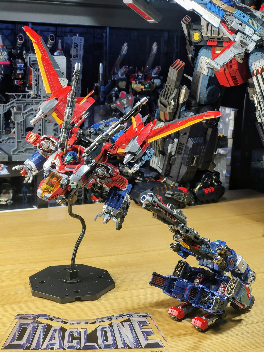 vlnwXs8o2jaHSa2's tweet image. 2機合体が遊びごたえあるなぁ
ガーゴイル、グリフォン、ゴルゴと禍々しくて
メックモードというよりビーストモード
3機合体させてデーモン形態まで完成させたぞ😈
ワルダーチックな新たな変異と融合がめっちゃ楽しい🤩
#ダイアクロン