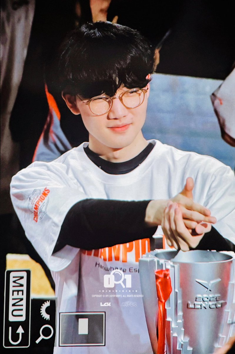 VIP3R091's tweet photo. 250223

#VIPER #바이퍼 #HLEWIN #HLE https://t.co/akzQ92Oxll