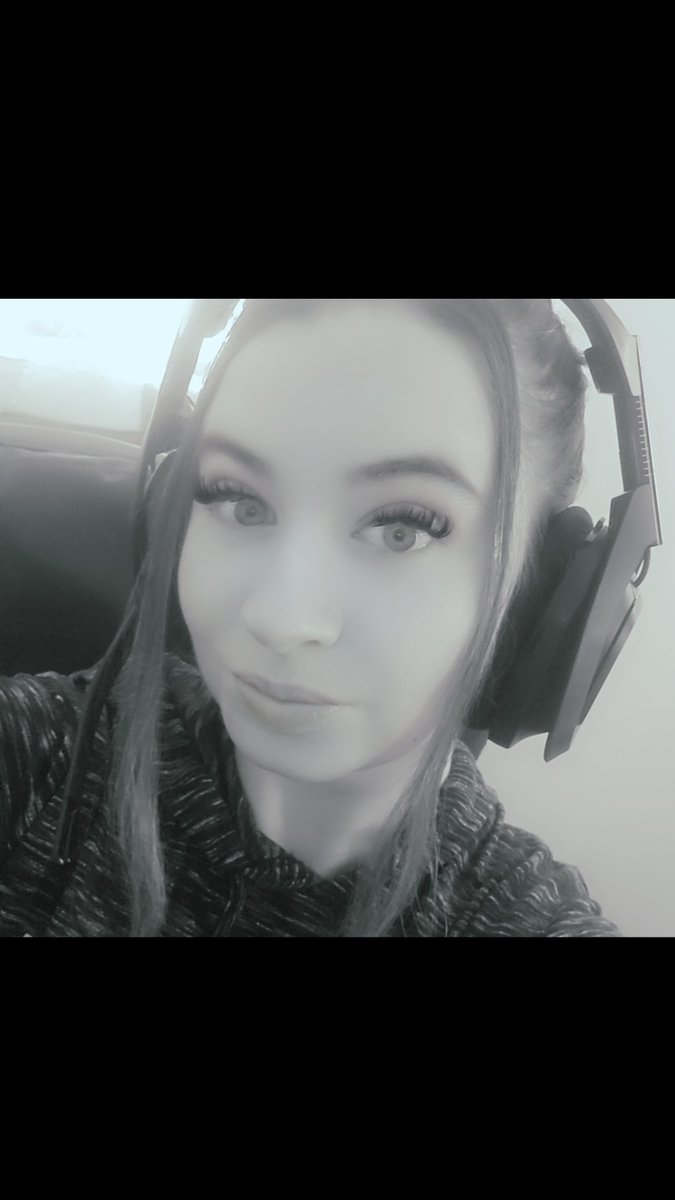 We are live for some pubg.

Come say hi 
twitch.tv/trickstaa92