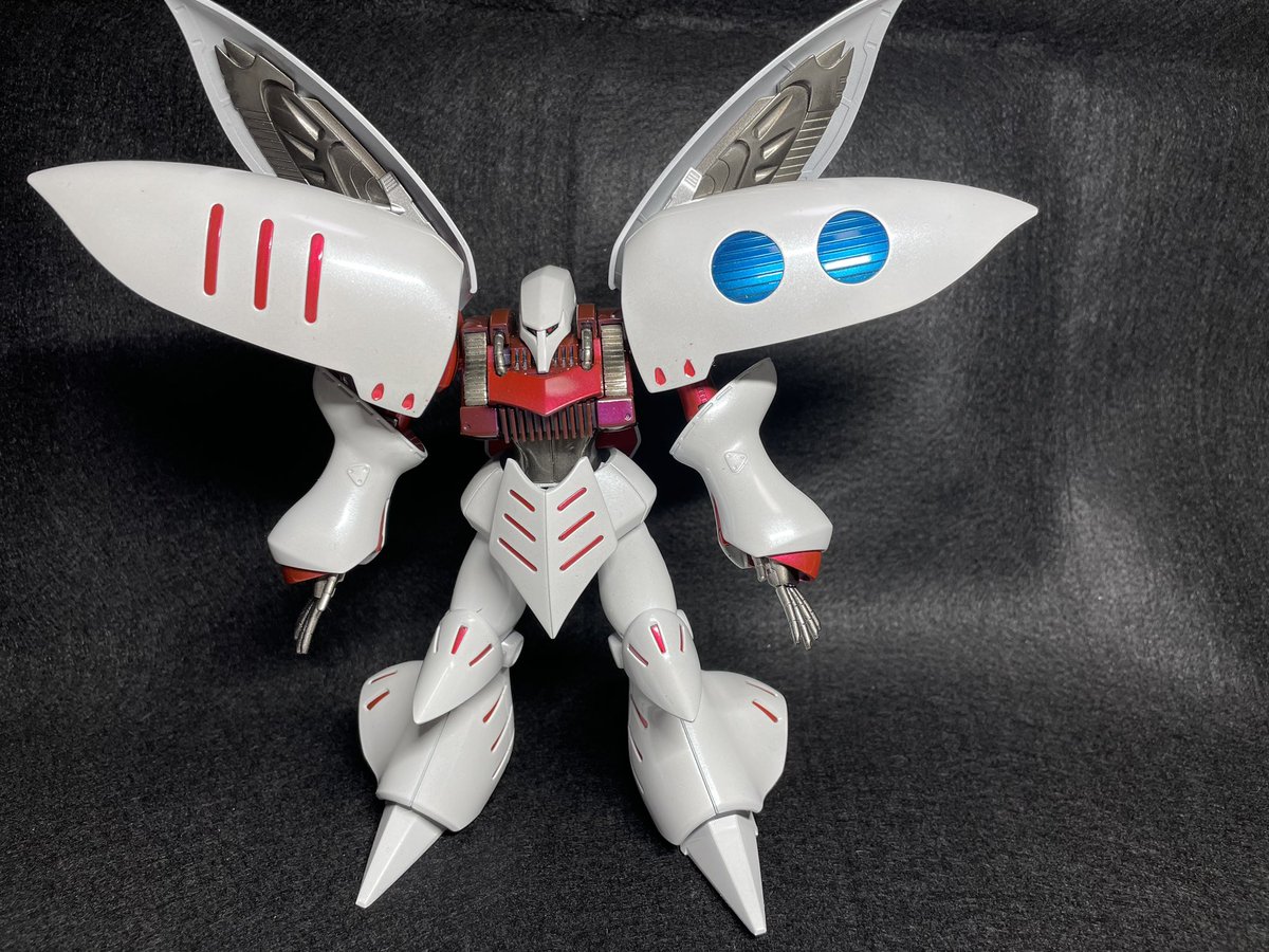 kuropu5's tweet photo. 久しぶりの完成です
パールとキャンディ塗装でテカテカにw
色々やらかしましたが勉強になったので
ここで完成です
＃ガンプラ 
＃ガンプラ好きと繋がりたい 
＃キュベレイ https://t.co/wsIGic0Dkc