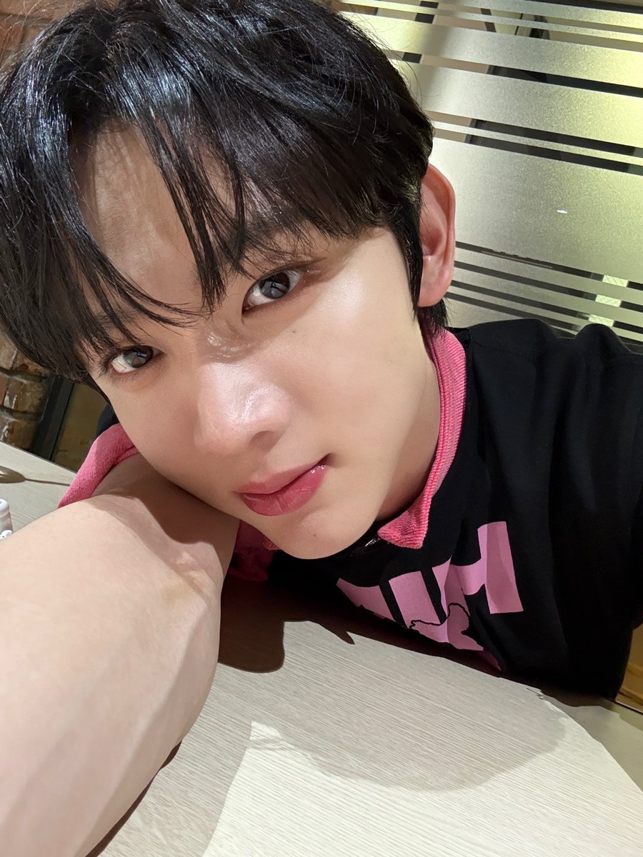 뭐가요. 성장은 나쁘다고 제가 올린 거잖아요. 2년동안 성장을 했다잖아요. 2년동안 성장을 했으면, 텐텐강도범. 제가 그만 크라고 할 수 있는 거 아니에요? 2년동안 성장을 했대요. 나쁜놈이잖아요. 제가 뭘 잘못했어요