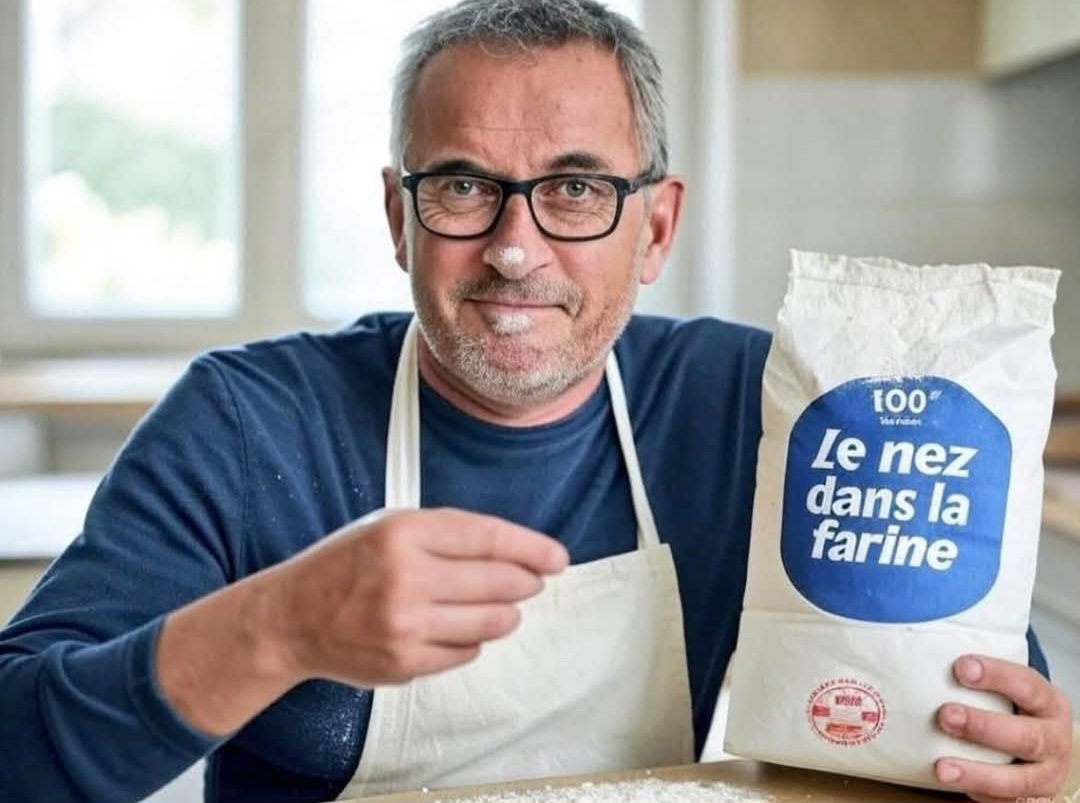 Bientôt sur #France2 la nouvelle émission de pâtisserie "Le nez dans la farine" 🤣 avec #LéaSalamé , #ChristopheDechavanne , #PhilippeCaverivière &amp; #PauldeSaintSernin