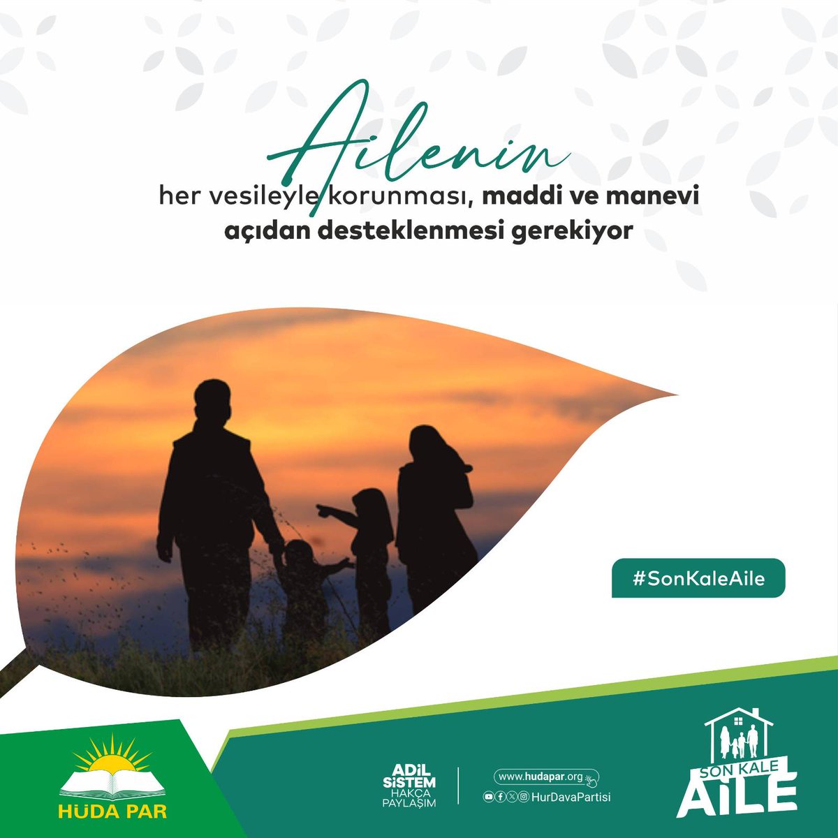omersolak01's tweet photo. Aile her şeydir. Toplumun temel taşlarını oluşturan Aile kavramını yok etmek isteyenler kimliği,kişiliği belli olmayan bir karakter oluşturmak isterler. Oysaki
 (A)hlakın
 ( İ)limin,irfanın
 (L)azım olduğu
 (E)debin güzelleştiği bir müesesedir. 
Bu vesileyle #SonKaleAile diyoruz. https://t.co/MI20wxdsLp