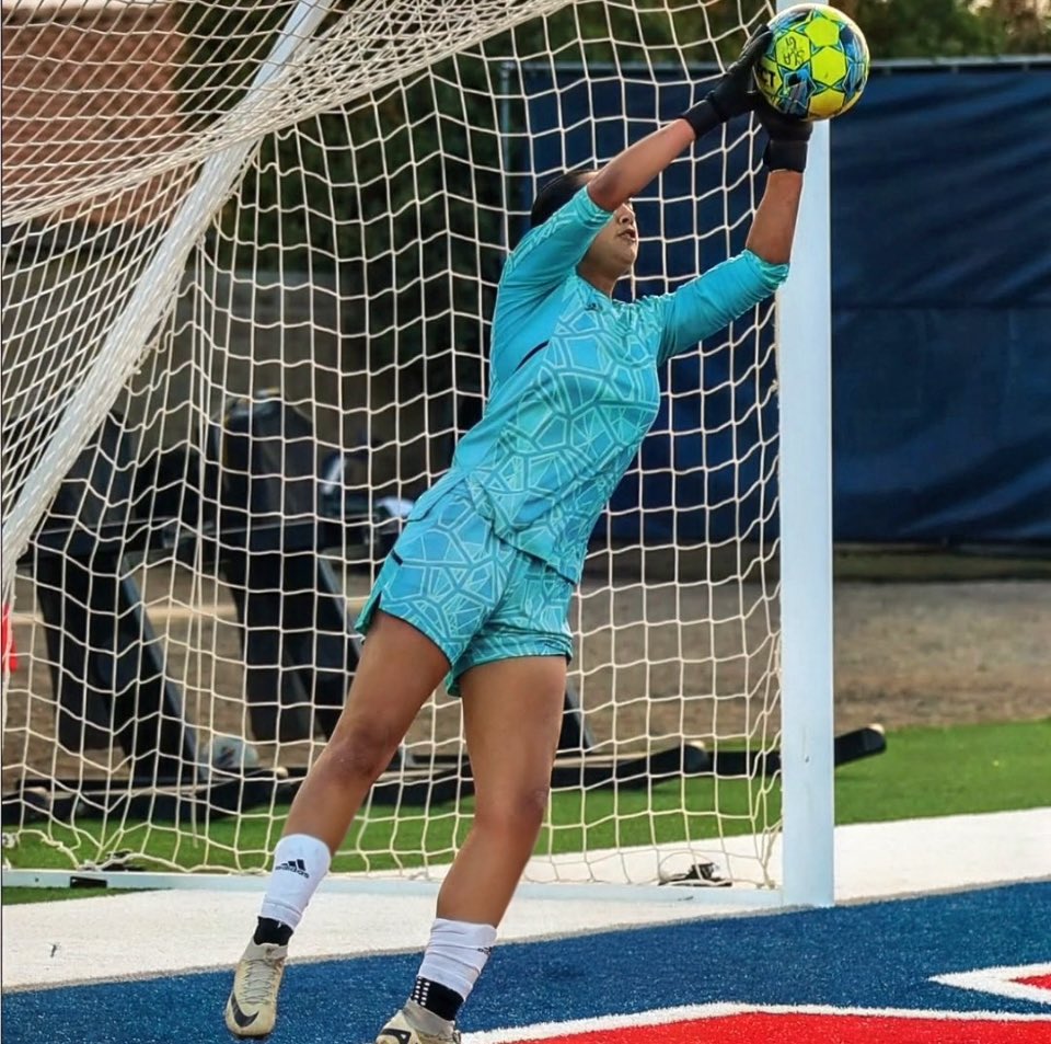 Wasn’t the outcome we wanted at the AZ state high school championship, but still proud to be a part of my team. ⚽️
#multisportathlete 
📸: my team