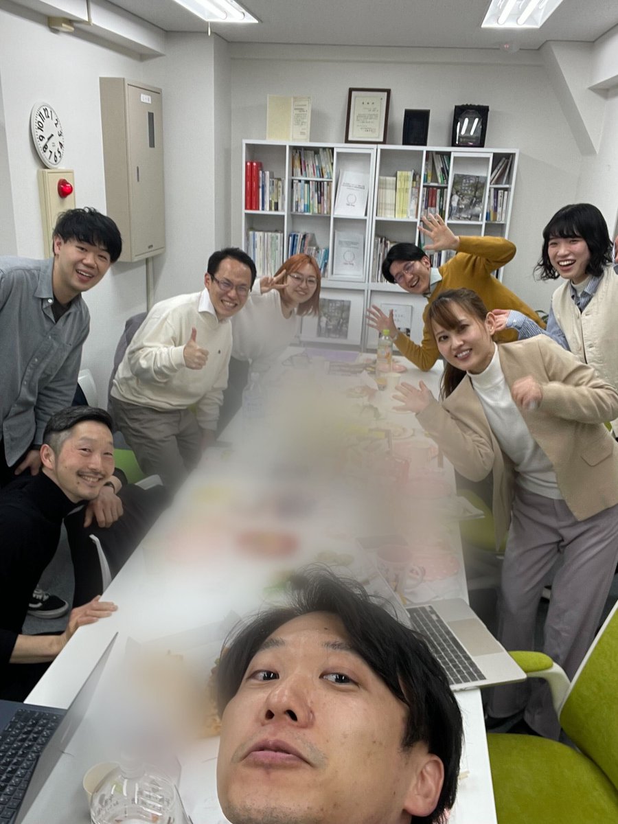 NPOlightring's tweet photo. 🎉LightRing.創立15周年🎉
当団体は2月で創立15周年を迎えました。これまで関わってくださった全ての団体・支え手の皆様に心より感謝を申し上げます。今月から新たな仲間も加わり、勉強会を実施しました。今後もより一層、支援の輪を広げてまいります。
#LightRing #15周年 https://t.co/NrUXrsnNK3