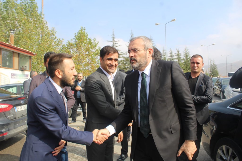 recepfirik's tweet photo. Ak Parti 8. Büyük Olağan Kongresi'nde, Merkez Karar ve Yönetim Kurulun'da(MKYK) görev alan değerli büyüğümüz Sayın Mahir Ünal Bakanımızı tebrik eder, görevinde başarılar dilerim. https://t.co/vg1XWEUl9Y