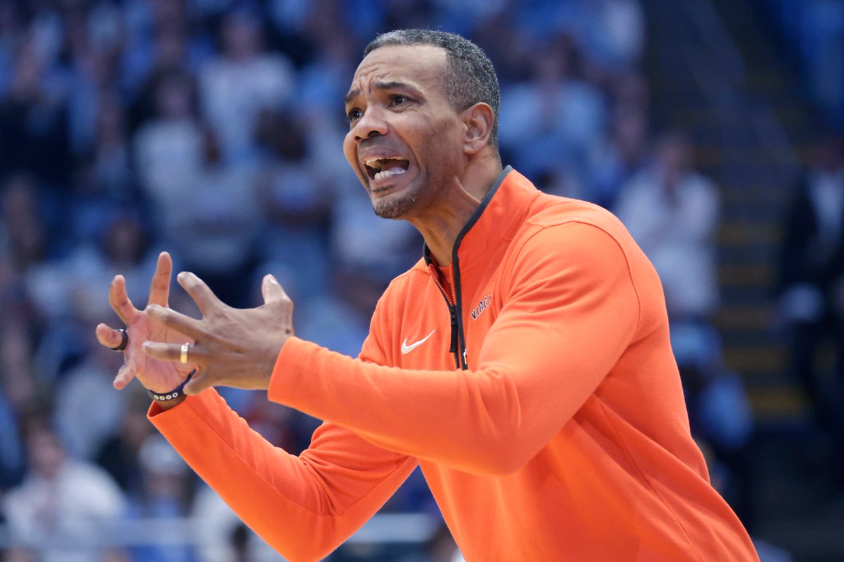 Even in the aftermath of a disappointing loss at North Carolina, #UVa’s Isaac McKneely and Elijah Saunders said they would like to see interim coach Ron Sanchez keep the job permanently.

“I think he can do great things with this program.”

dailyprogress.com/sports/college…