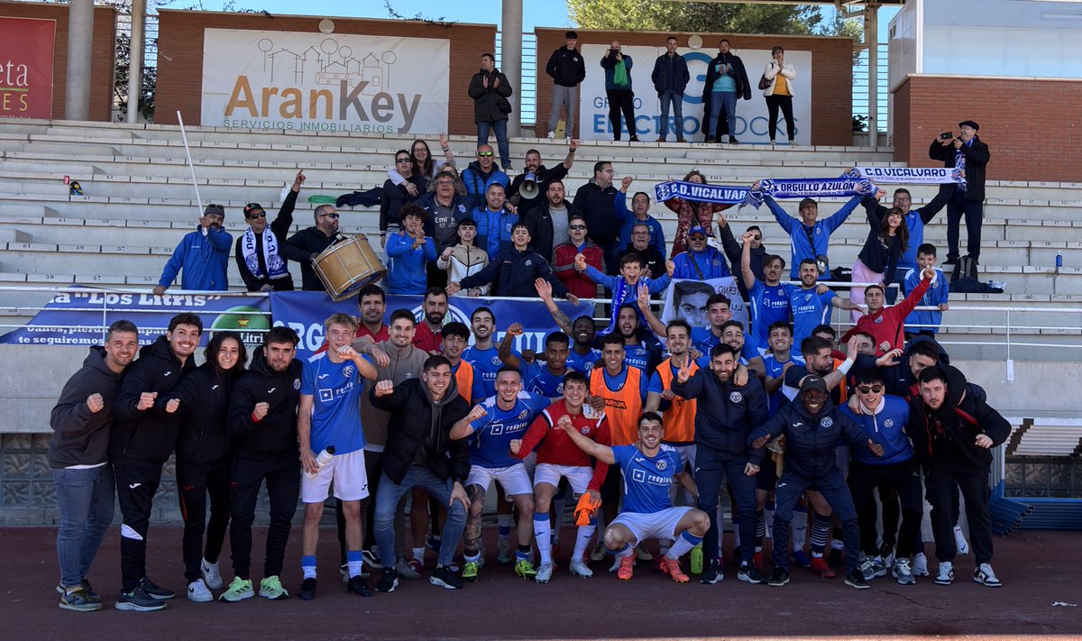 Unocerismo como forma de vida.

Lo volvieron a hacer <a href="/orgulloazulon/">ORGULLO AZULÓN peña del C.D.Vicalvaro 💙🤍</a> <a href="/de_litris/">Peña de futbol LOS LITRIS</a> <a href="/PPascualos1/">Peña BLUE MONKEYS</a> 

#VamosVical💙