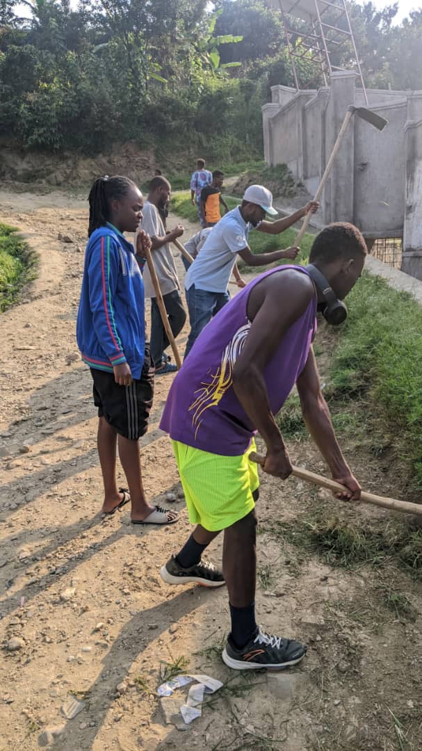 unity_rpKC's tweet image. Ejo Ku wa 22 Gashyantare 2025 
Ihururo ry&apos;ubumwe n&apos;Ubudaheranwa muri @RP Karongi college twifatanyije n&apos;abaturage bo mukagari ka @kiniha mugikorwa cy&apos;Umuganda usoza ukwezi kwa kabiri.
@Bwishyura sector 
@Karongi district