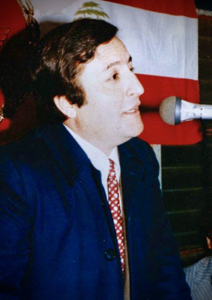 انظر يا والدي الحبيب انظر… تستطيع اليوم أن تبتسم وترتاح. 
هم يذهبون ولا أسف عليهم وتنحسرُ ظلالهم القاتمة… أما لبنانُكَ الجميل فباقٍ 🇱🇧 

#لن_ننسى #لبنان