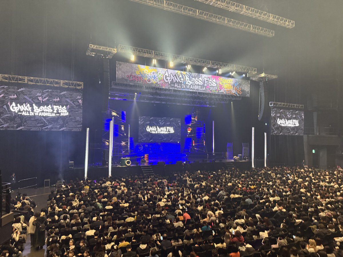 GkeWhoYbIAAvHLn.jpg?format=jpg