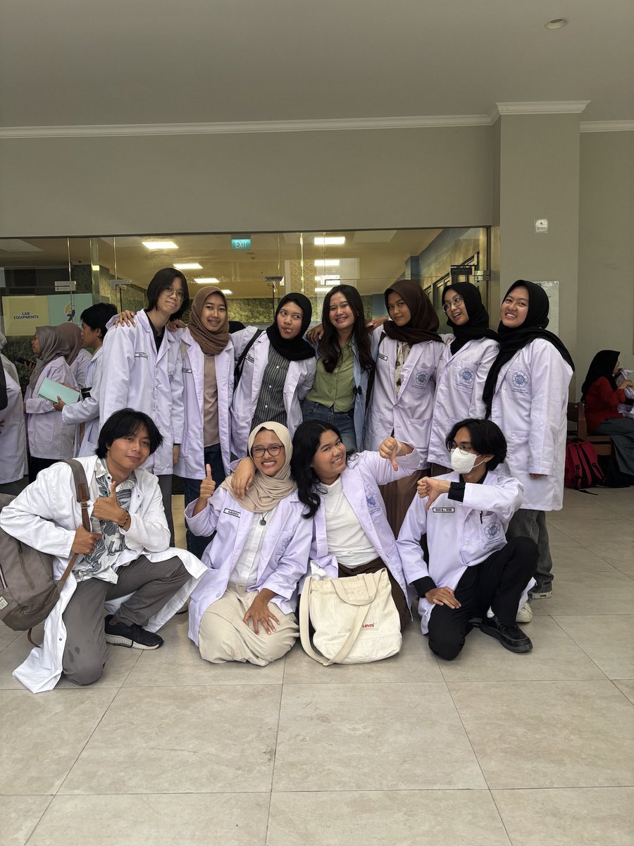 neenoclock's tweet photo. akan sangat seru kalo jadi asprak terus anak"nya modelan kelompok 3 tl siang biolum ini #musmusculusgang https://t.co/5MDA6w9JE3