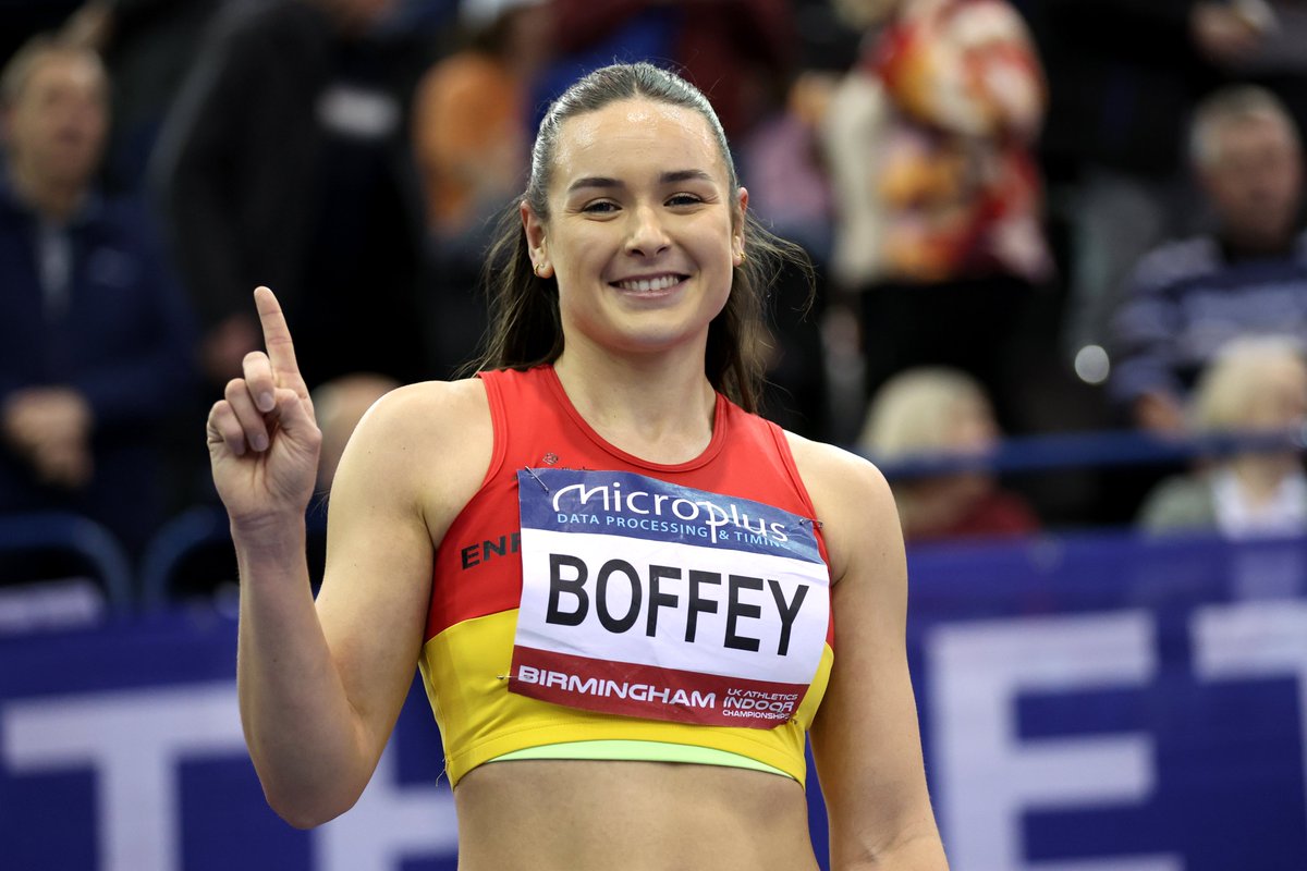 BritAthletics's tweet image. Closing it out in style ☝️

@IsabelleBoffey clinches the women&apos;s 800m title in a time of 2:04.24 🥇

What an end to the #UKIndoorChamps 👏