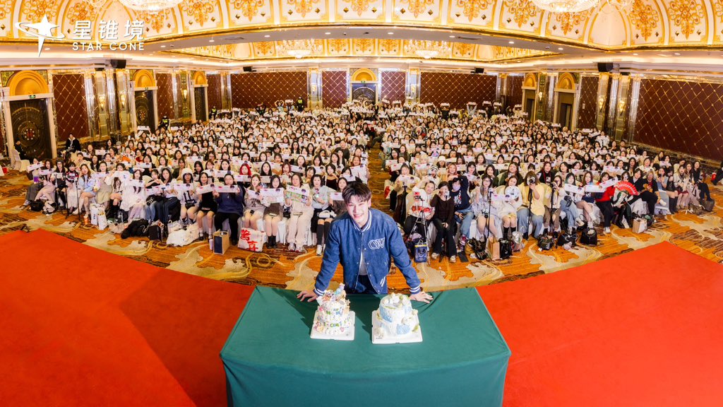 Thank you for bringing your smile to Shanghai❤️

<a href="/TOTOGABACK/">OFFROAD 🚗</a> 

OFFROAD IN SHANGHAI
#OFFROAD1stBDSIGNinSHANGHAI