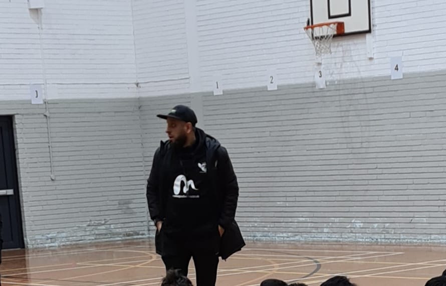 Pleasure to be in the heart of the community Mentoring Coaches this month as part of the FA Coach Mentoring North West Team. Coaches doing some good work Fuzail on his UEFA B <a href="/littlesportstar/">All Star Sports</a> &amp; <a href="/batchaBUFC/">sohel batcha</a> preparing for his UEFA C visit from last season. <a href="/zahidpatel89/">Zahid Patel</a>