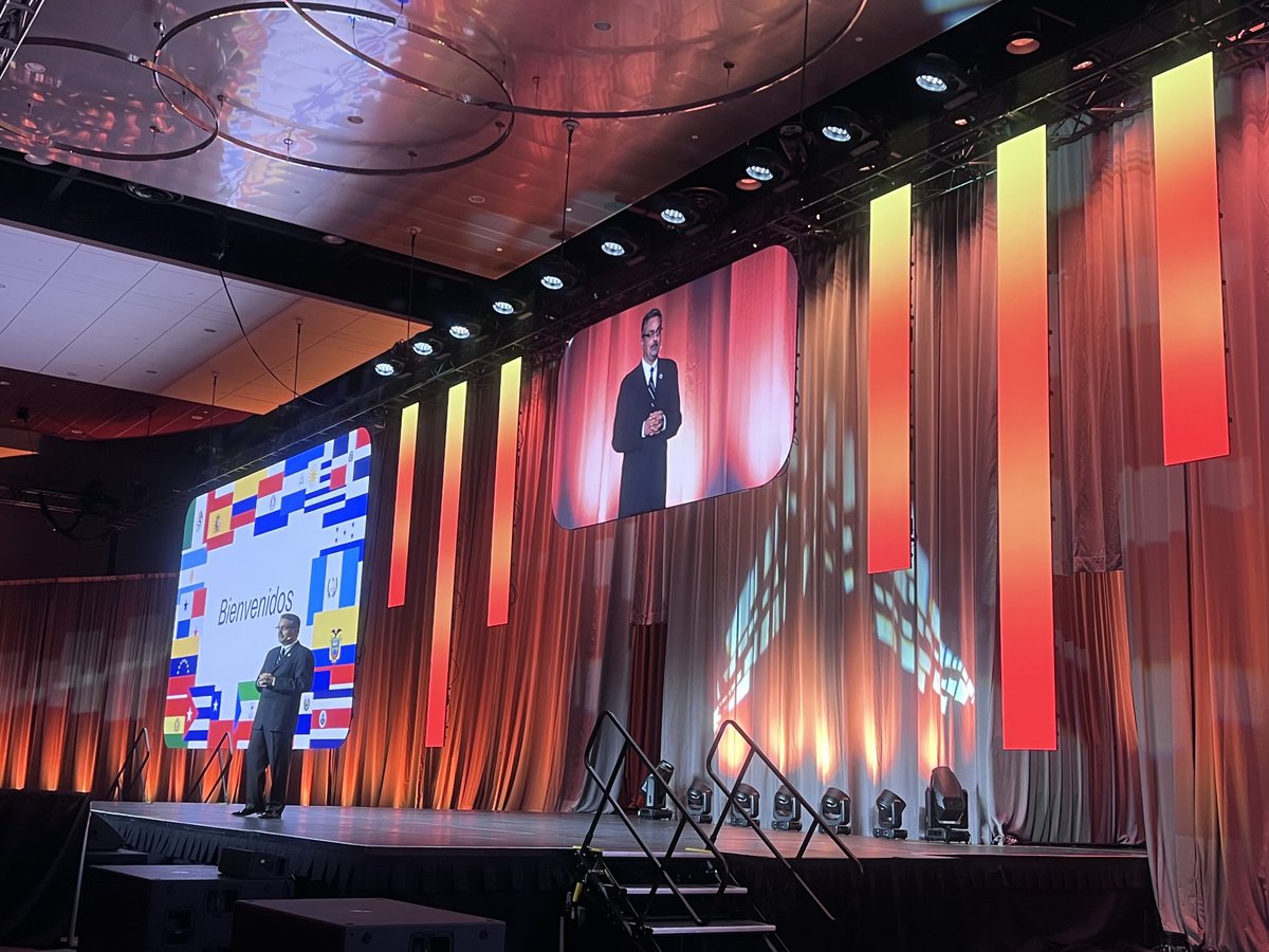 SCCM Surgery Section (@sccm_surgery) on Twitter photo <a href="/SCCM_Surgery/">SCCM Surgery Section</a> Dr Jose Pascual opening speech <a href="/SCCMPresident/">Jose L. Pascual, MD, PhD, FRCS(C), FACS, FCCM</a> …. multilingual speech in English, French and Spanish… impressive #SCCM2025 #SCCM25 <a href="/SCCM_Surgery/">SCCM Surgery Section</a> Dr Jose Pascual opening speech <a href="/SCCMPresident/">Jose L. Pascual, MD, PhD, FRCS(C), FACS, FCCM</a> …. multilingual speech in English, French and Spanish… impressive #SCCM2025 #SCCM25