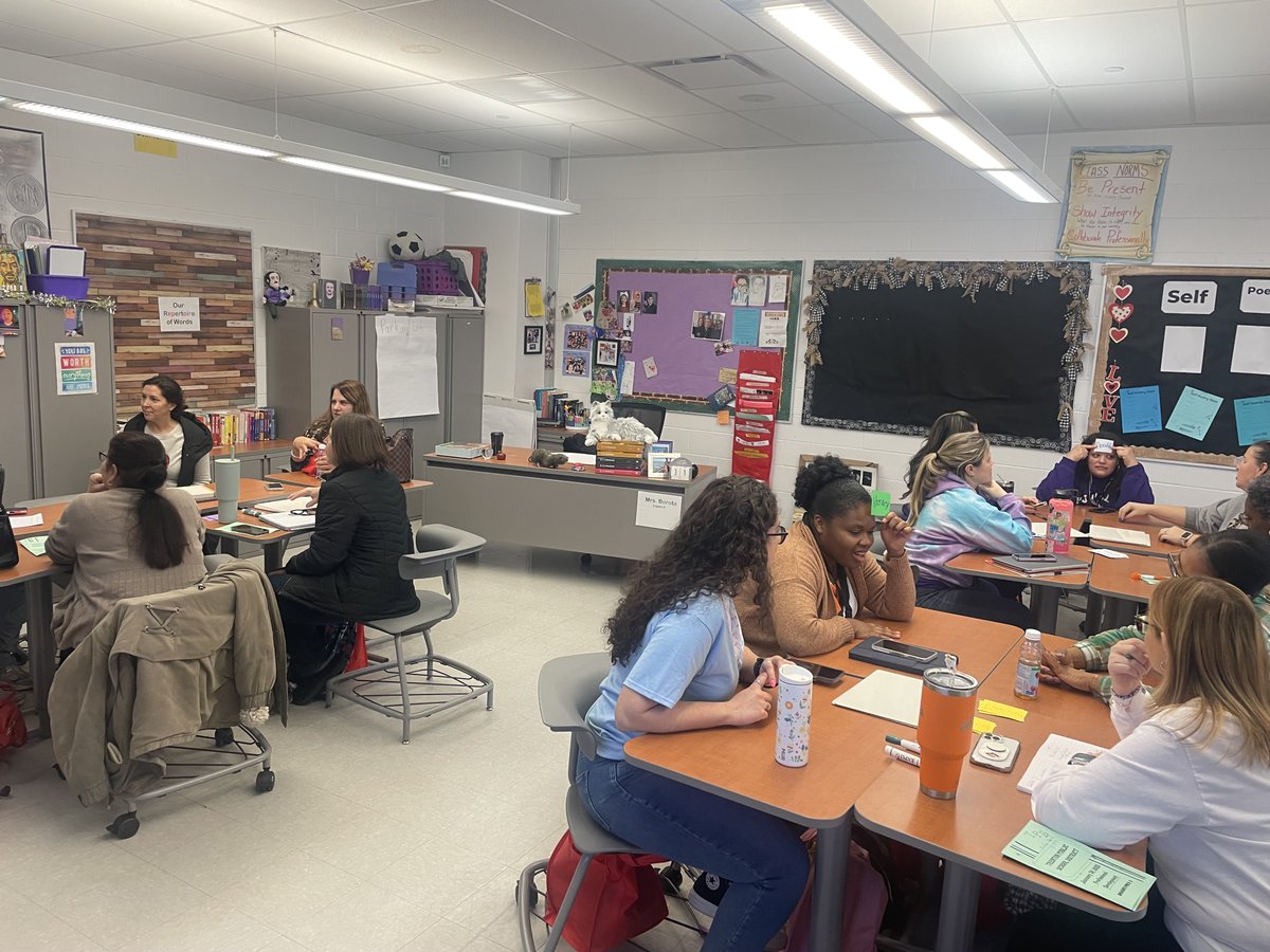 Happy Sunday from NJ 🍎Teacher 2️⃣ Teacher 📚  Click here for some great professional learning ideas for your school district!
gem.godaddy.com/s/e89bfb1

 #GoDaddy #Email #Marketing via <a href="/GoDaddy/">GoDaddy</a>