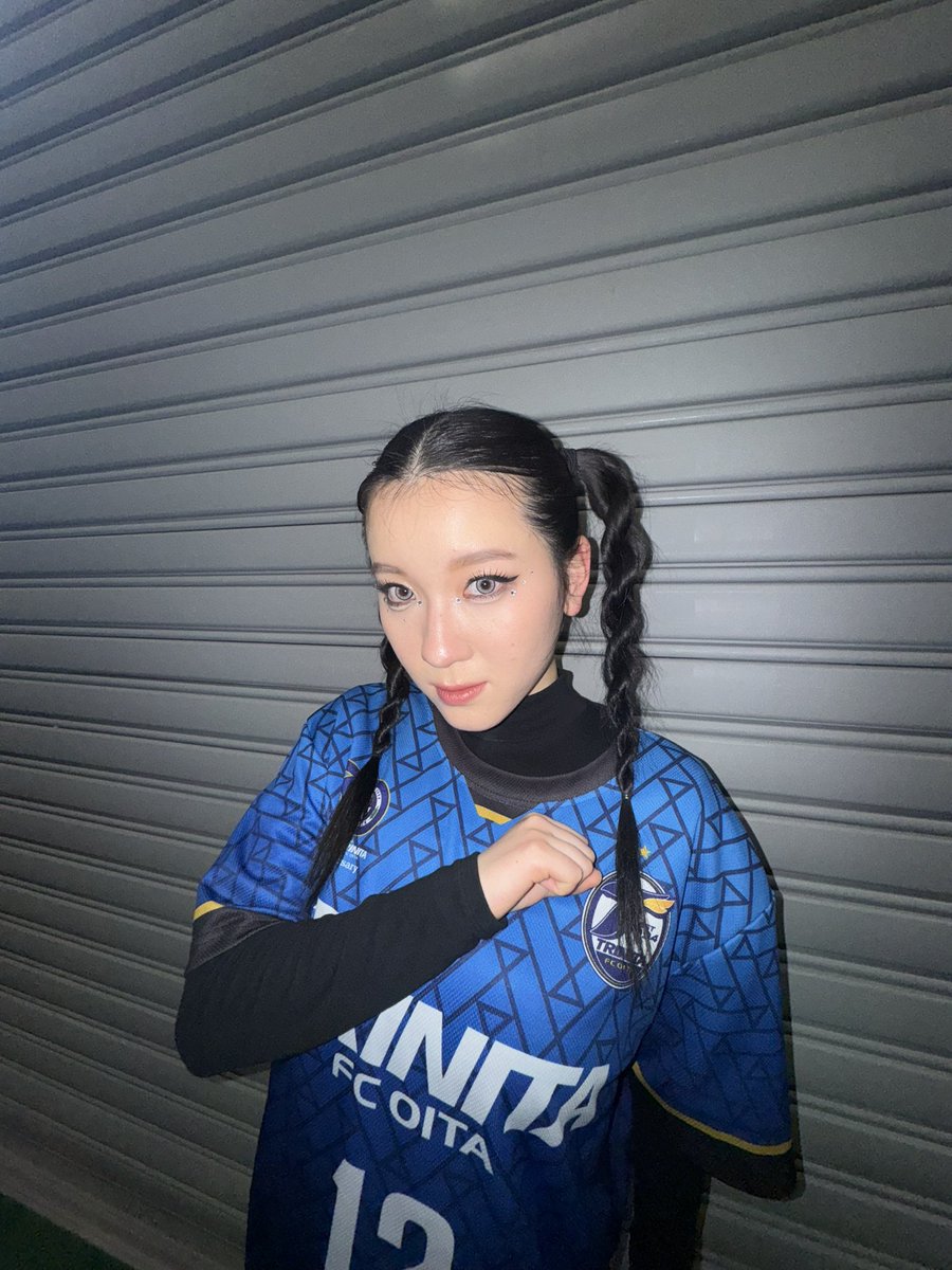 本日お会いできたトリサポの皆さま

そして関係各位の皆さま、スタッフの皆さま
有難うございました✨

こうしてまた
直接お会いすることができて
本当に嬉しかったです😊

音楽×スポーツ

皆さまとお会いできる日を楽しみにしております✨🎵
#大分トリニータ #trinita #トリサポ #SPiN #スピン