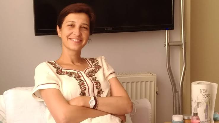 Nuriye Gülmen 1663 gündür sahte delillerle tutsak!  

#NuriyeGülmeneÖzgürlük