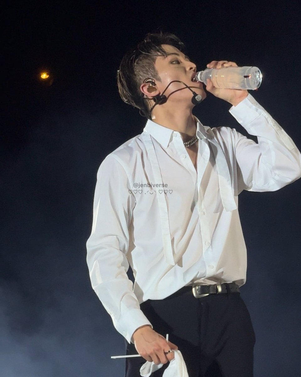 peppercleapss's tweet image. "iya nih belum dapet yang cocok hehe"
- lemah
- insecure
- terasa desperate

"saya cuma mau sama MARK LEE"
- confident
- never settle for less
- memberikan vibes siap diseret ke poli jiwa