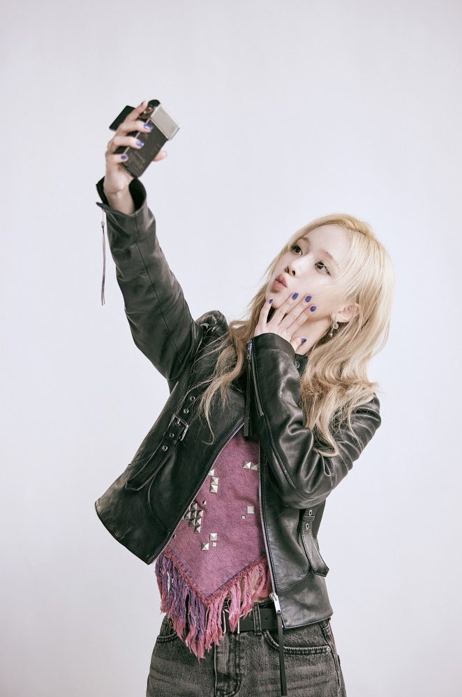 winter (@aespwinteo) on Twitter photo 