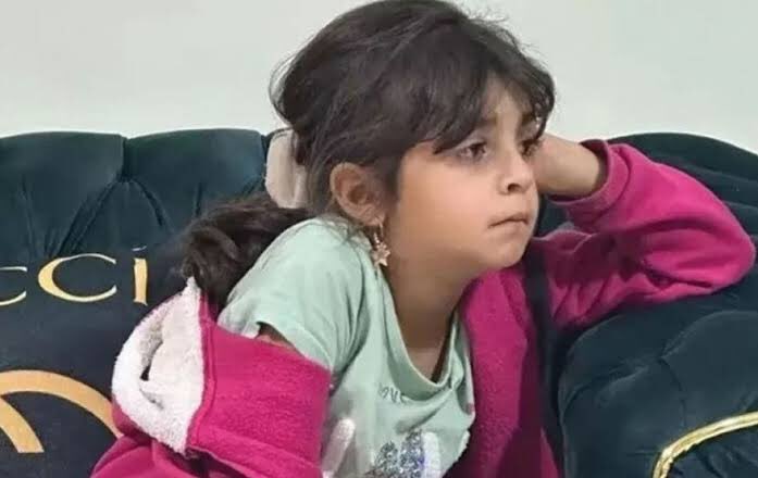 Narin'in iç çamaşırının dış kısmında tespit edilen 2 adet PSA'nın adlî tıp tarafından araştırılması talebinin red edilmesi kabul edilemez!

Mahkemenin tespit edemediği cinayetin sebebi PSA'larda gizlidir.