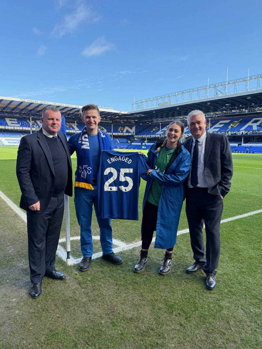 matty_maac's tweet photo. Had another best day of my life at Goodison Park 💍💙🤍 thank you so much @Everton Beth and Sarah #goodison #everton #engaged https://t.co/kFYo5xZjOd
