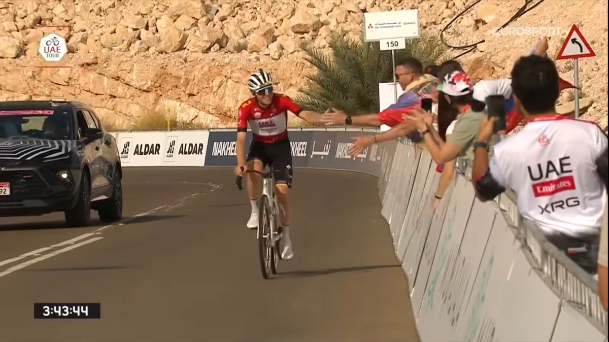 binging911's tweet photo. Tadej Pogačar wins UAE Tour Stage 7！！

solo：7.5km
輕輕鬆鬆

#TadejPogačar
#UAETOUR https://t.co/M6Xc1hboMK