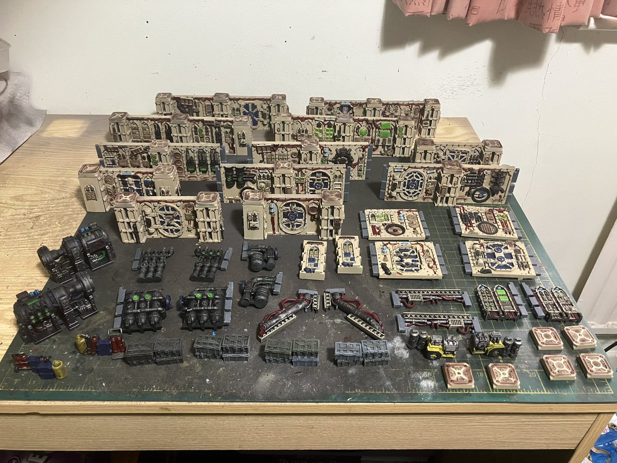 Penddraig131's tweet photo. #gallowdark box set for #killteam all completed. Along with the #boardingactions box I now have a decent amount of terrain for a #zonemortalis board as well along with other bits. Took 18 months but worth it for a painted board.
#40k #30k #WarhammerCommunity #warmongers https://t.co/DvclfRHOa8