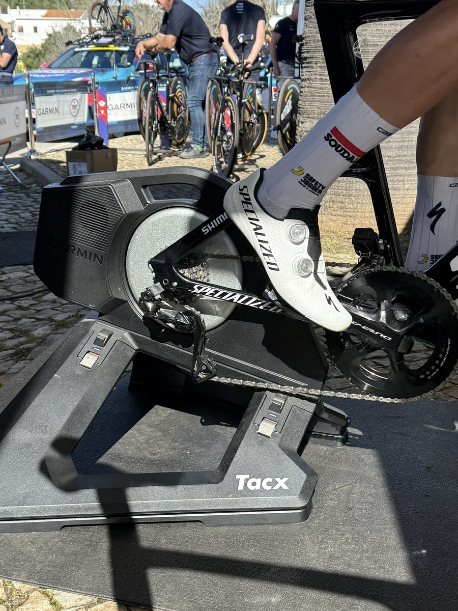 soudalquickstep's tweet image. Can you guess the rider warming up on the #Tacx for the last stage of #VoltaAoAlgarve?