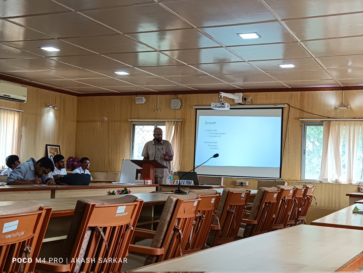 Honoured to attend a  National Seminar organised by the Department of Economics, Ramakrishna Mission Vidyamandira, Belur Math. 
Speaker- Dr. Alex M. Thomas delivered an in-depth discussion on various topics related to Macroeconomics: History, Theories and Policies.
<a href="/alexmthomas/">Alex M. Thomas</a>