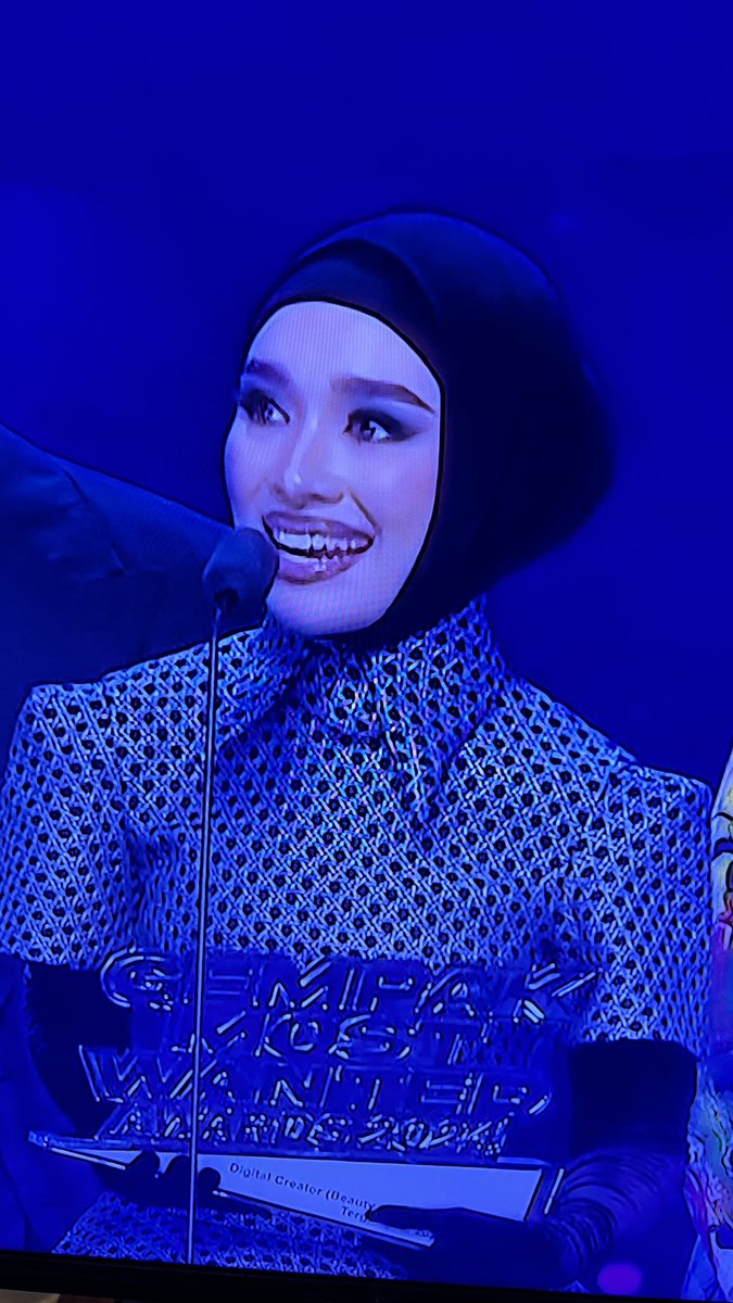 Shout out to Sofea! Girl prettyyyy! Gempak! 

#GMWA2024
#GempakMostWantedAwards2024
#TerpalingTrending