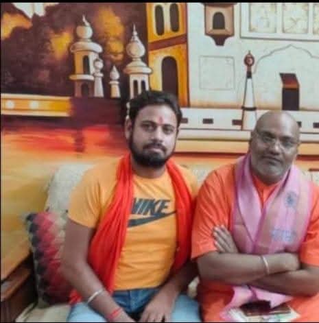 lalit64591's tweet image. @lalit64591 की जमानत हो गयी है,आगे के धर्म के कार्य मे गुलामी की बड़ी निशानियों को मिटाने के लिए तैयार है हम आदेश करो गुरुदेव🙏जय श्रीराम🙏❤️🚩हर हर महादेव 
@INarSinghvani @druditatyagi @TigerRajaSingh @Pushpendraamu @VishalShiiiva @BageshwarBaba_ @RamTyagiHindu @NupurSharmaBJP